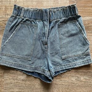 Jean shorts, high waist, worn once